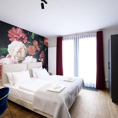 Aparthotel Inspire Miodova Residence Краків Екстер'єр фото