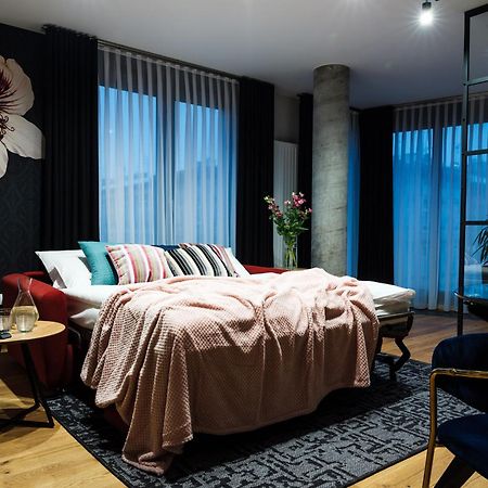 Aparthotel Inspire Miodova Residence Краків Номер фото