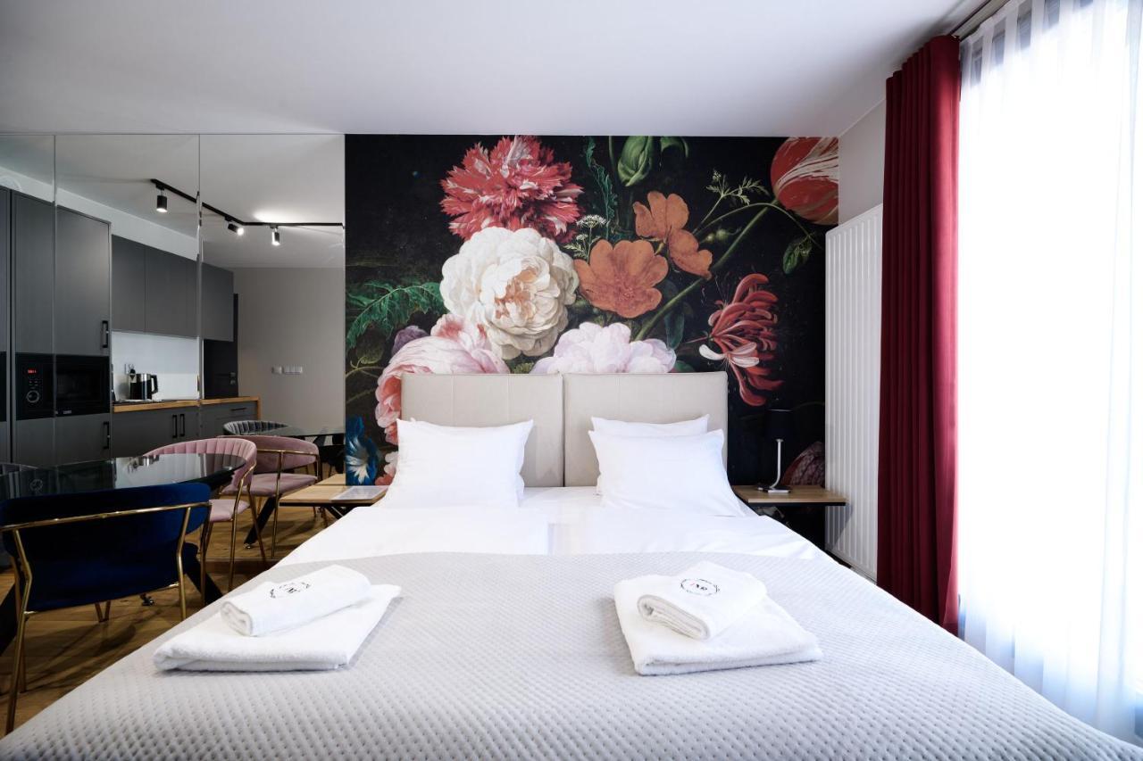 Aparthotel Inspire Miodova Residence Краків Екстер'єр фото