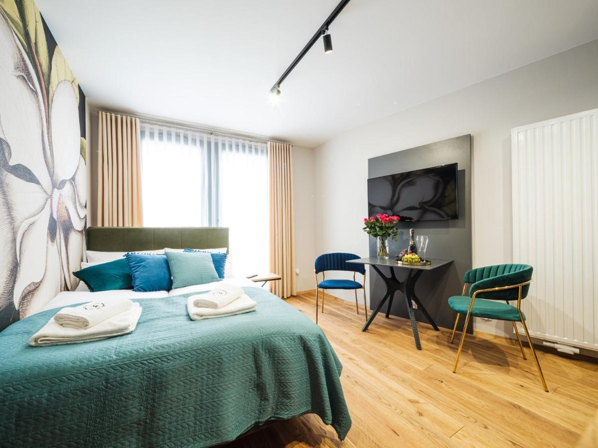 Aparthotel Inspire Miodova Residence Краків Екстер'єр фото