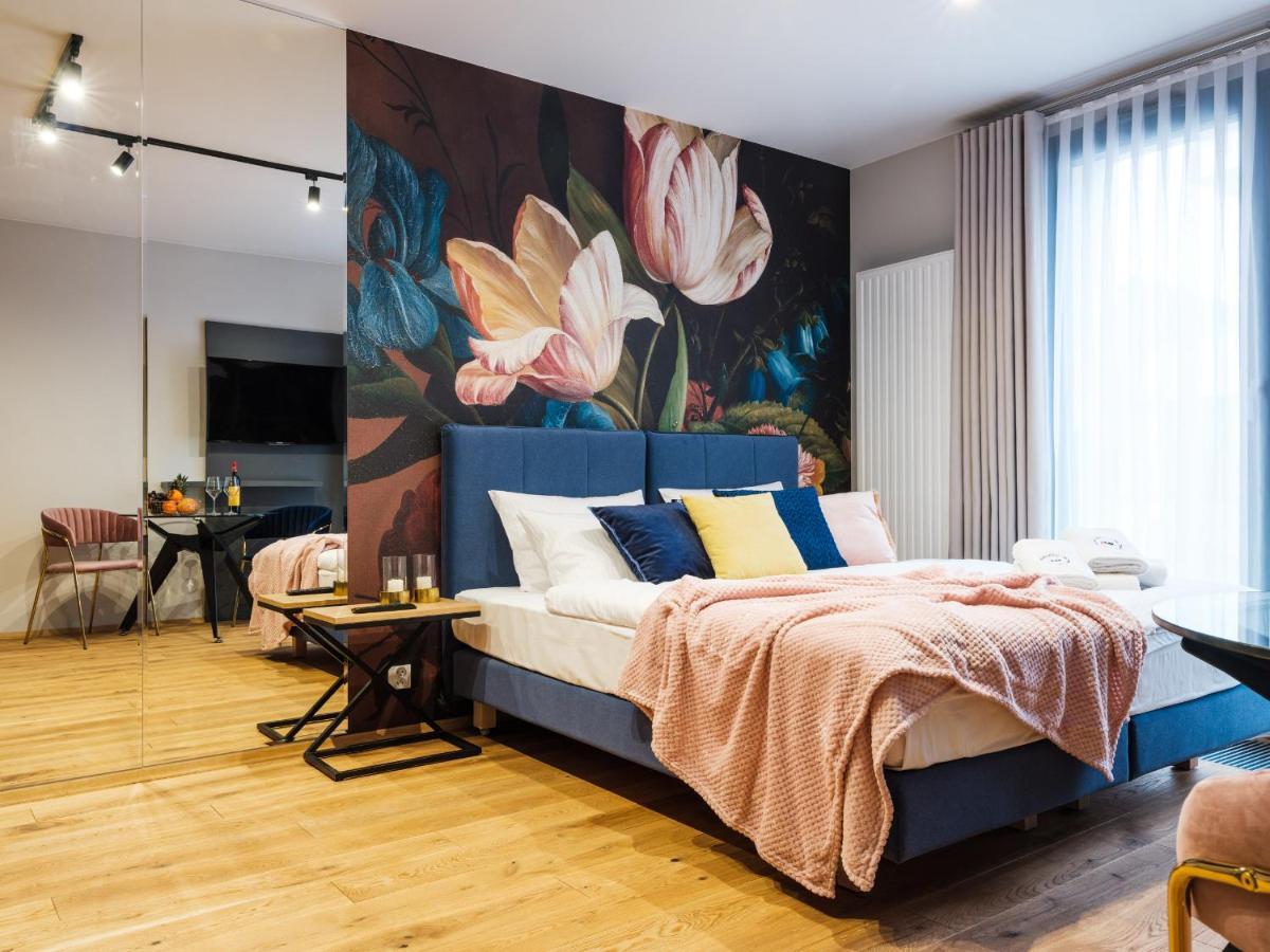 Aparthotel Inspire Miodova Residence Краків Екстер'єр фото