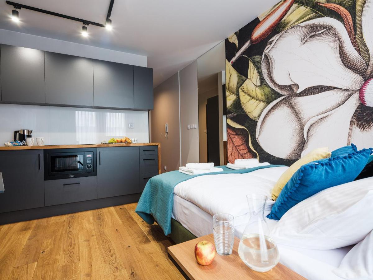 Aparthotel Inspire Miodova Residence Краків Екстер'єр фото